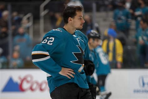 Closing argument? San Jose Sharks winger seems to cement roster spot with solid game